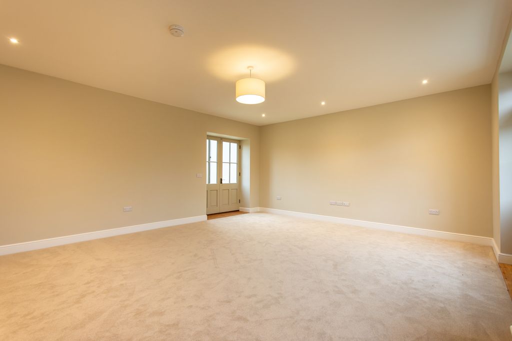 Additional image 7 of 4 bed town house to rentAlfred Street, Westbury BA13