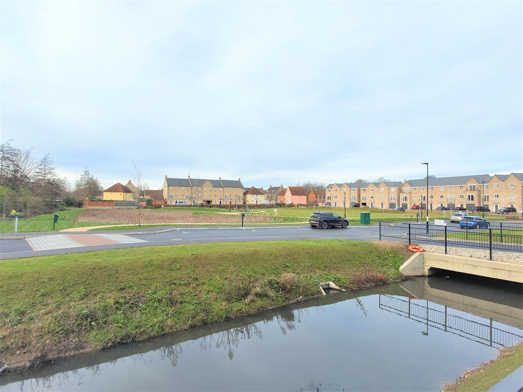 Additional image 10 of 2 bed flat to rentHoughton Way, Bury St Edmunds IP33