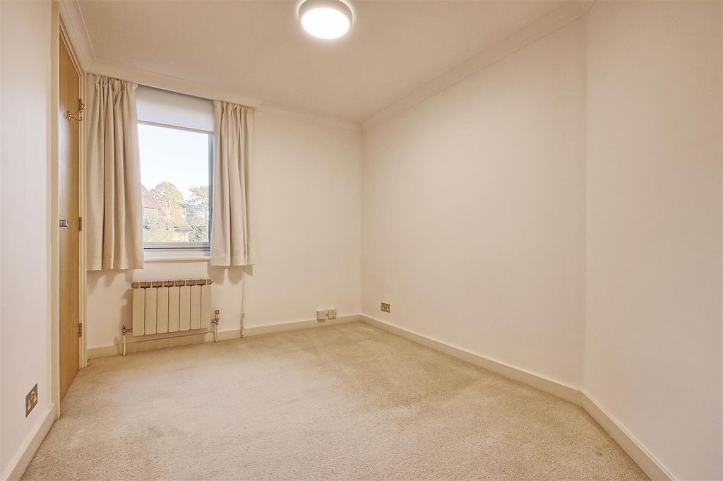Additional image 9 of 3 bed flat to rentRedwood Lodge, Grange Road, Cambridge CB3