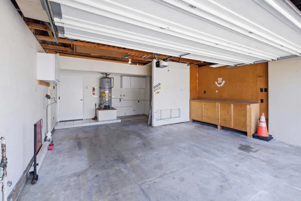 Additional image 58 of 6729 Anton Ln, San Diego, CA 92114