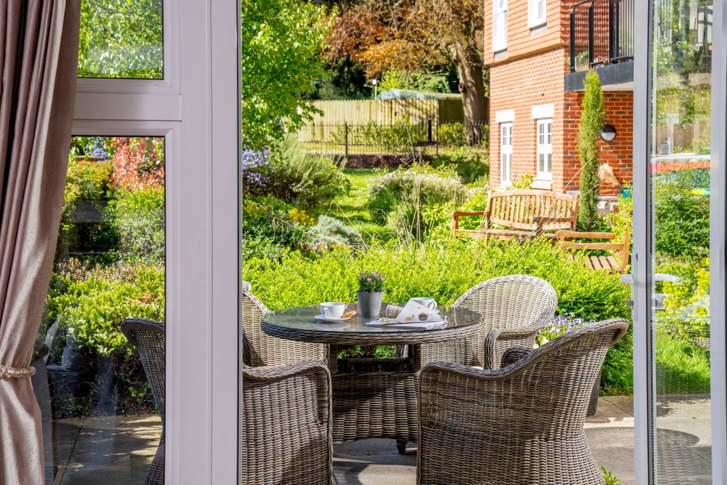 Additional image 8 of 1 bed flat to rentMarple Lane, Chalfont St. Peter, Gerrards Cross SL9