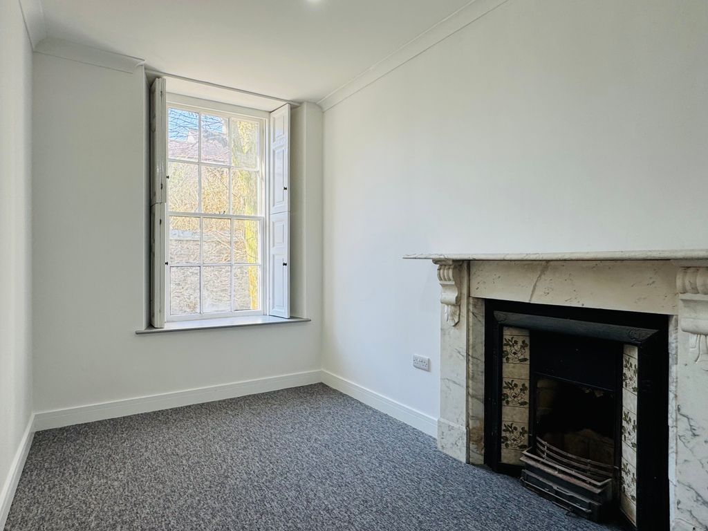 Additional image 7 of 2 bed flat to rentQuay Street, Carmarthen SA31