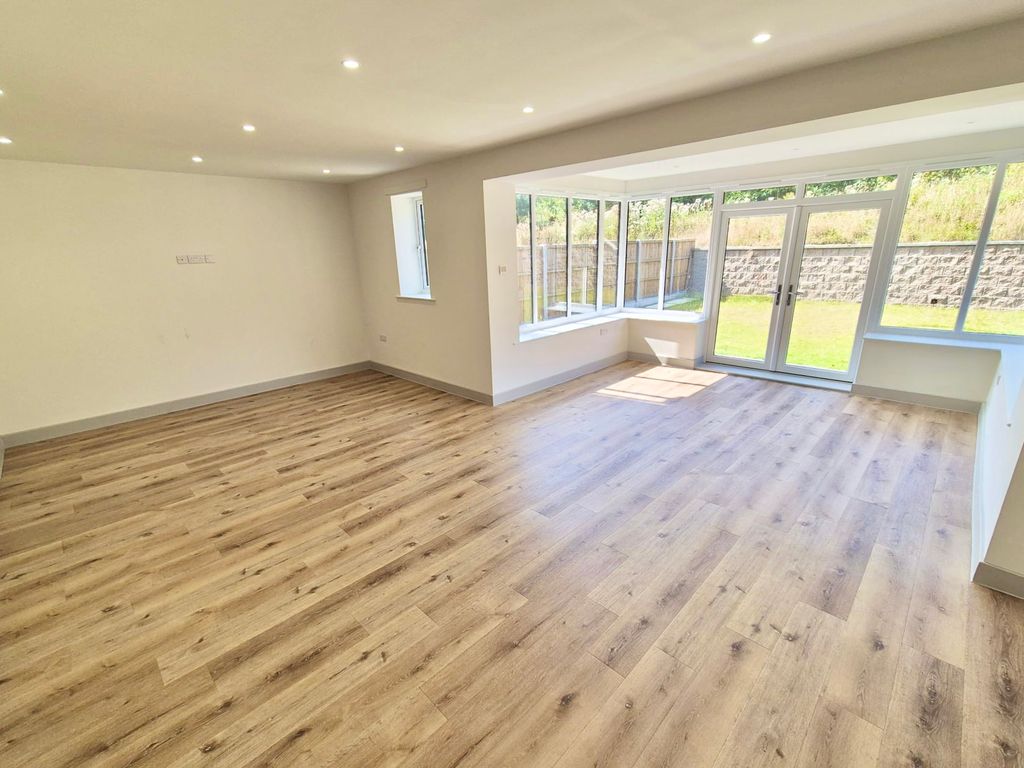 Additional image 3 of 4 bed detached house to rentPennyside Square, Hookgate, Market Drayton TF9