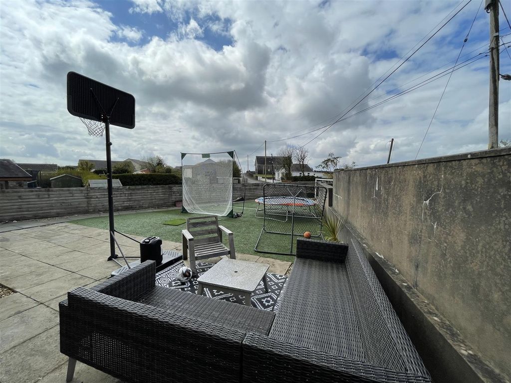 Additional image 24 of 3 bed end terrace house to rentHeol Y Banc, Bancffosfelen, Llanelli SA15