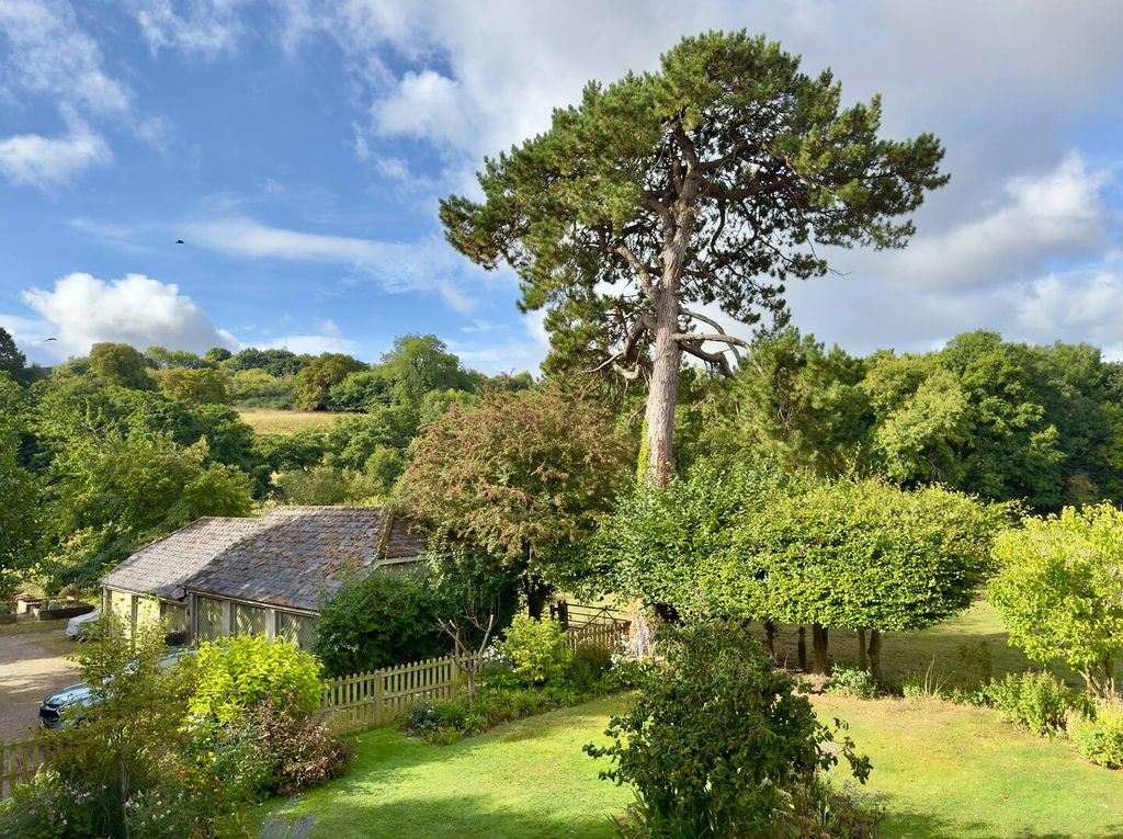 Additional image 12 of 3 bed farmhouse to rentHigh Street, Yeovil BA22