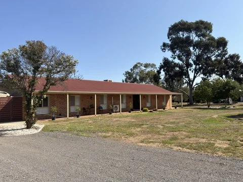 Additional image 2 of 118 Henry Parkes Way, Condobolin NSW 2877