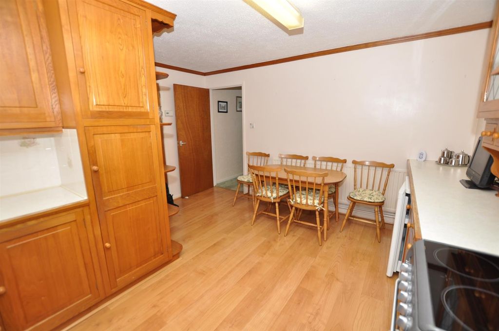 Additional image 4 of 3 bed end terrace house to rentLaugharne, Carmarthen SA33