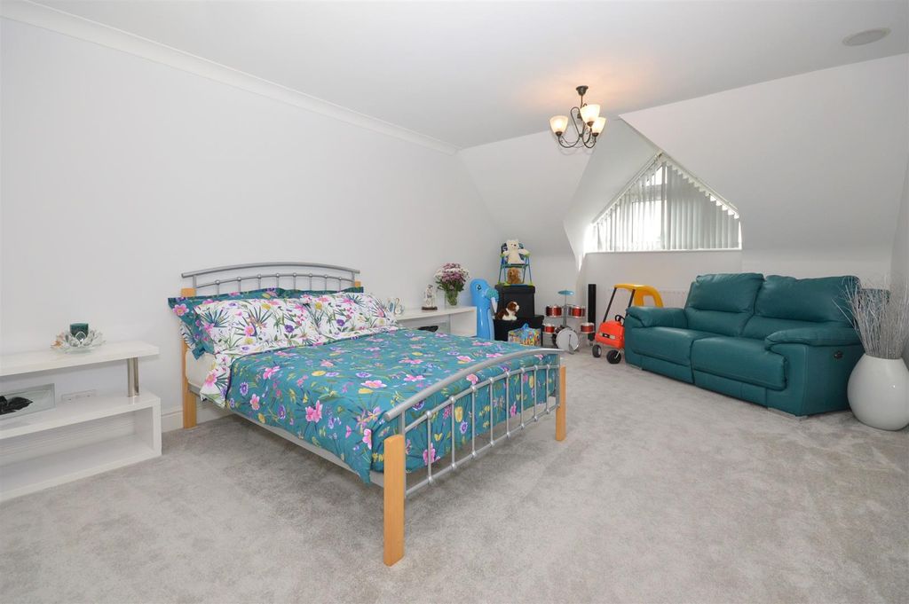 Additional image 12 of 3 bed flat to rentThe Eights Marina, Mariners Way, Cambridge CB4