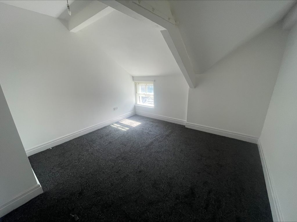 Additional image 4 of 2 bed flat to rent-20 Penrhyn Road, Colwyn Bay LL29