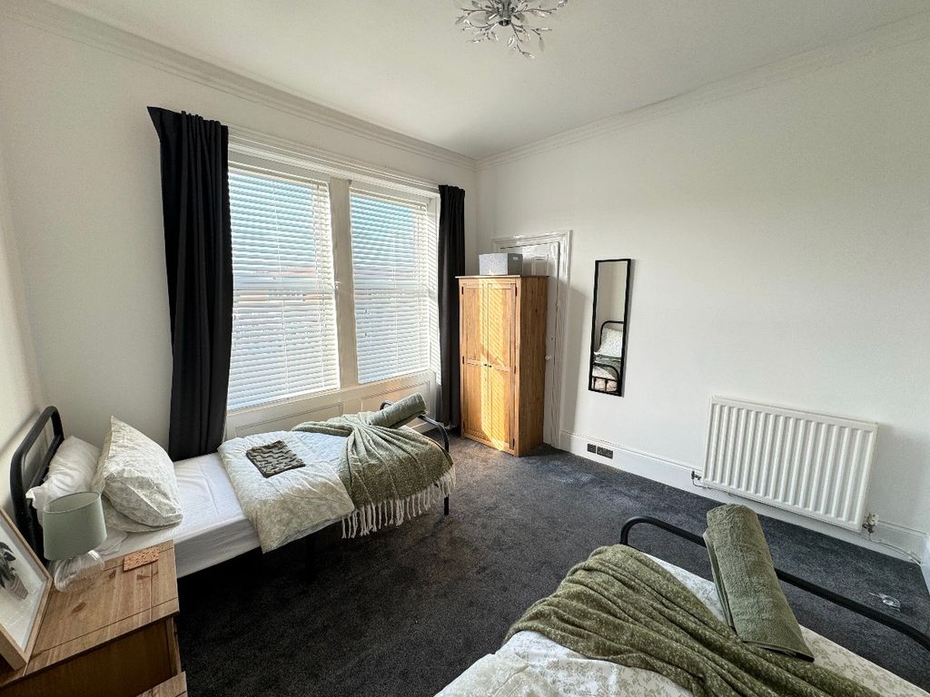 Additional image 10 of 2 bed flat to rentPercy Park Road, Tynemouth, North Shields NE30
