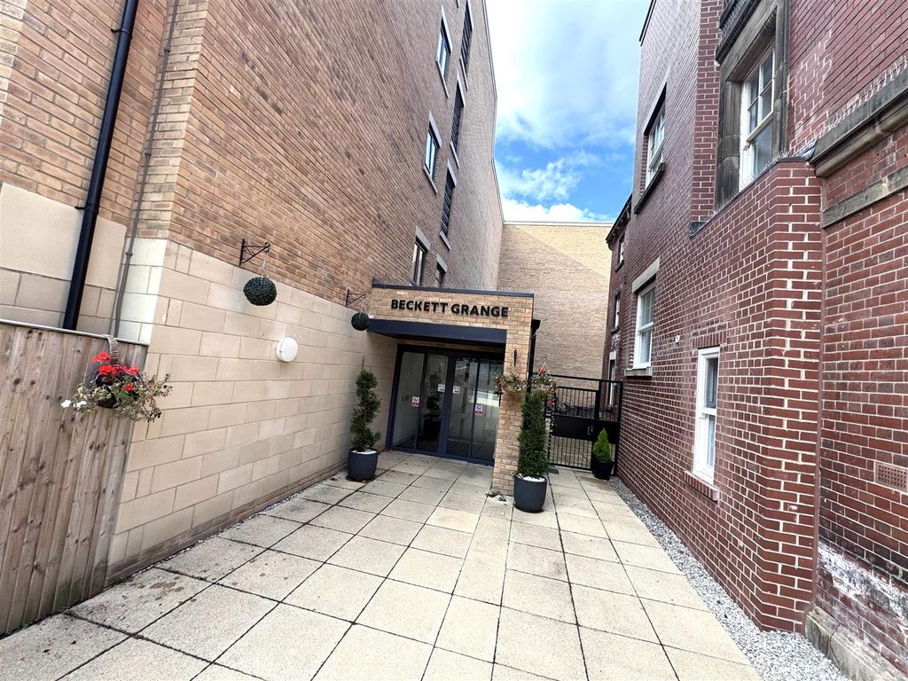 Additional image 33 of 2 bed flat to rentBeckett Grange, Berneslai Close, Barnsley S70