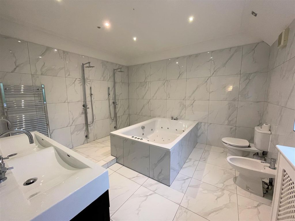 Additional image 21 of 7 bed detached house to rentWeston House, Weston Road, Wilmslow SK9