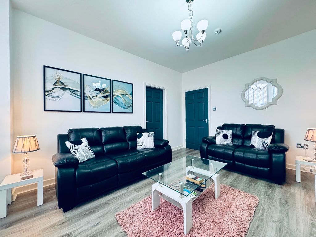 Additional image 4 of 2 bed flat to rentPark Avenue, Whitley Bay NE26