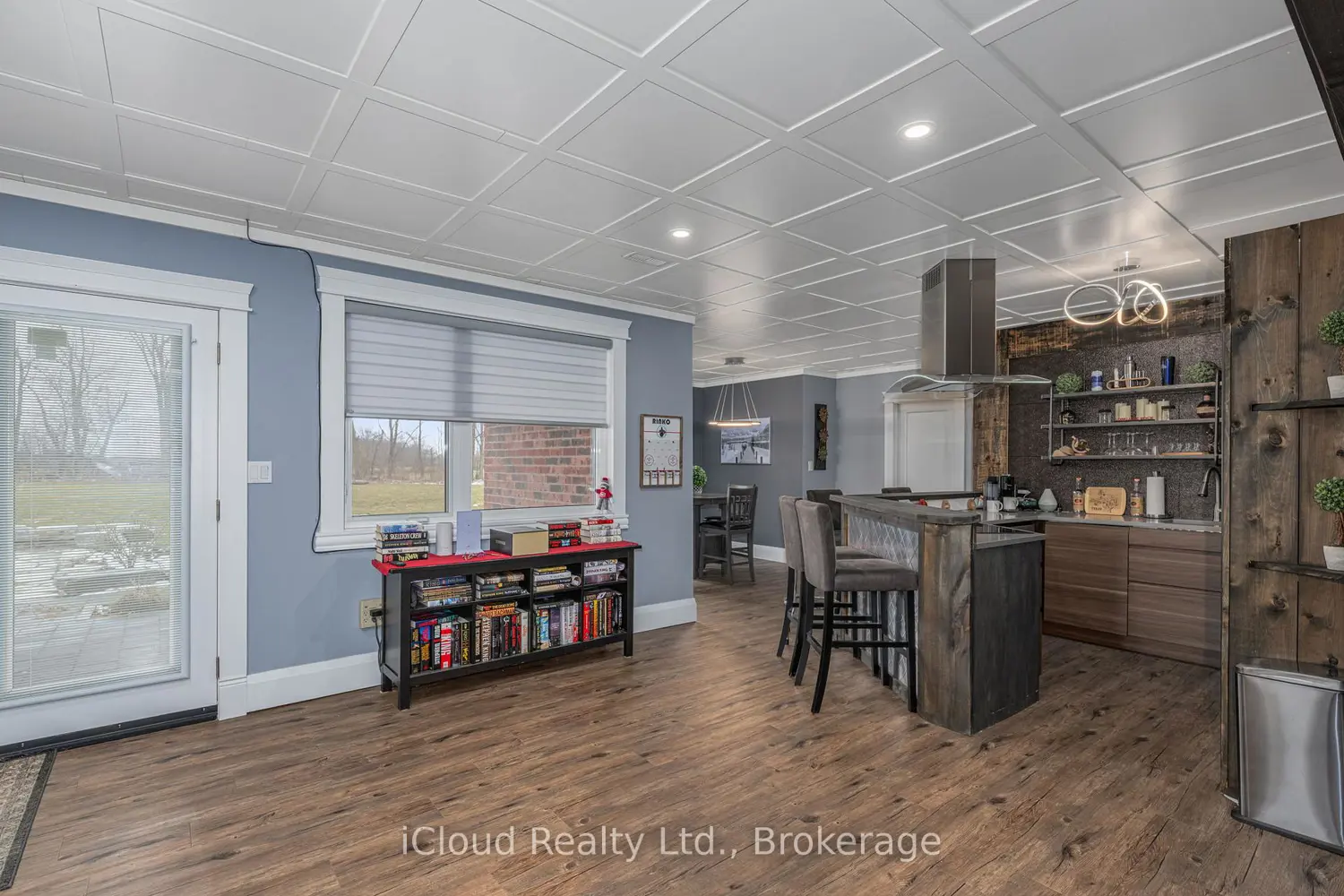 Additional image 11 of 9449 Wellington 22 Road