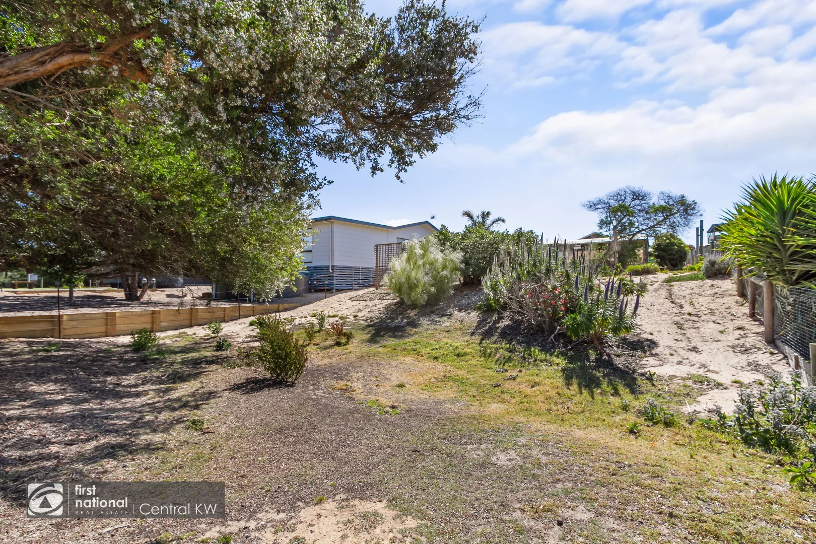 Additional image 5 of 180 Shoreline Dr, Golden Beach VIC 3851