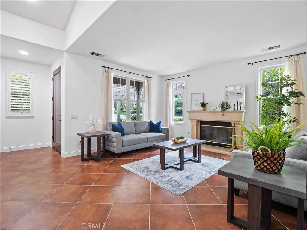 Additional image 7 of 25679 Smoketree Ln, Valencia, CA 91381