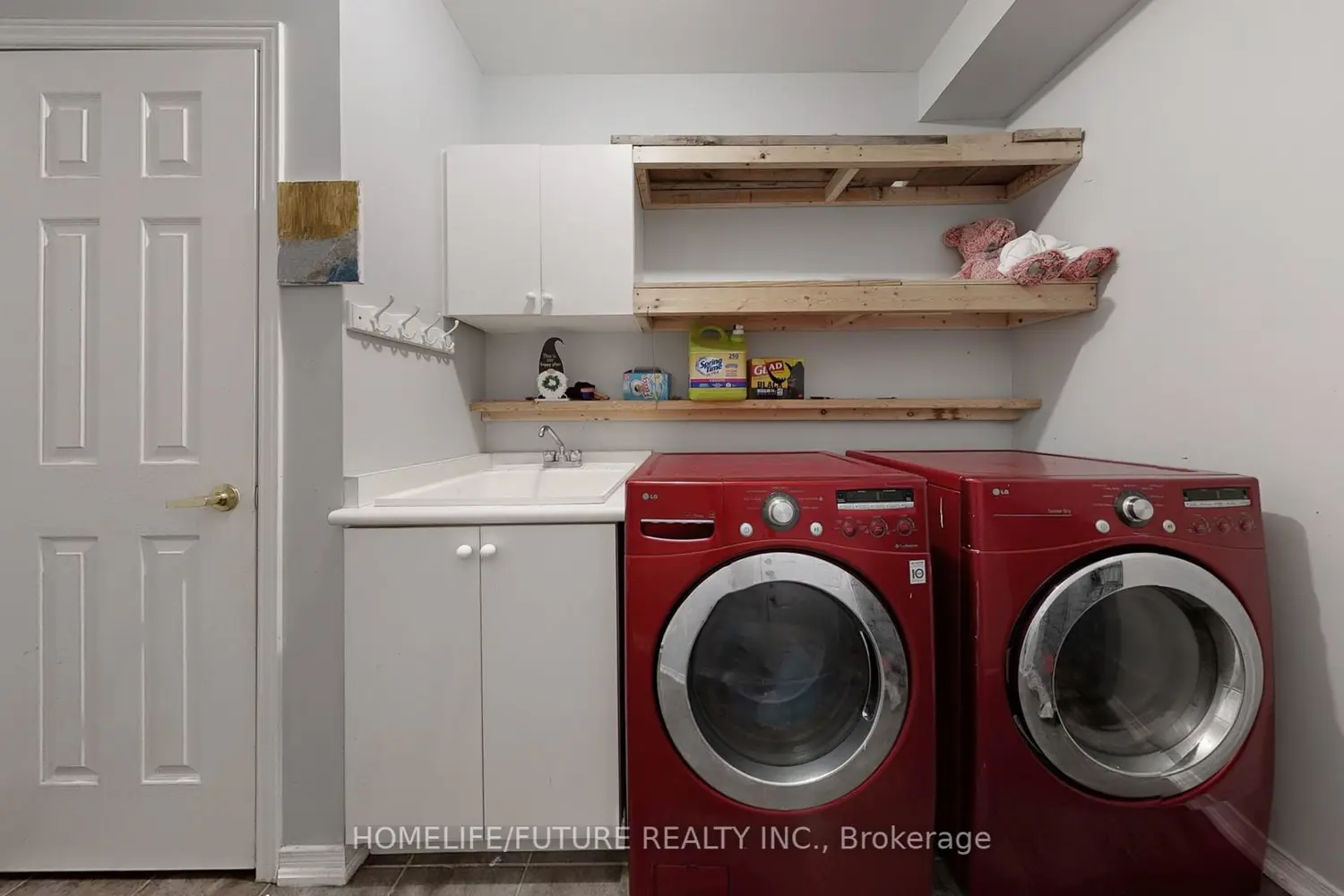 Additional image 9 of 153 Jonas Millway