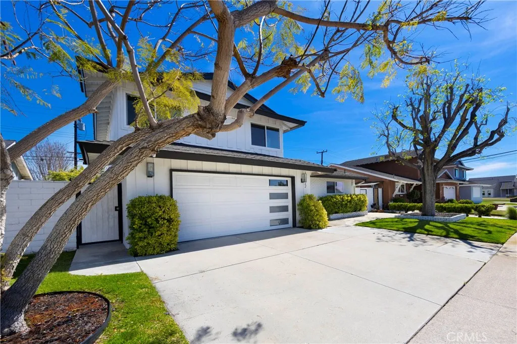 Additional image 3 of 19622 Canberra Ln, Huntington Beach, CA 92646