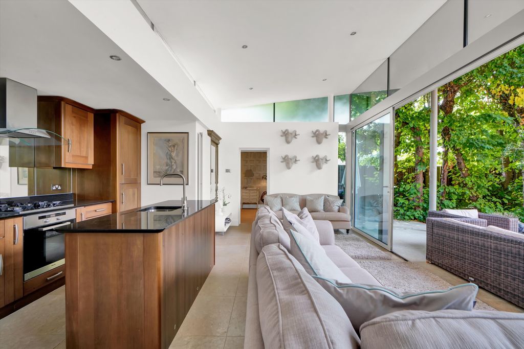 Additional image 3 of 6 bed detached house to rentPelhams Walk, Esher, Surrey KT10