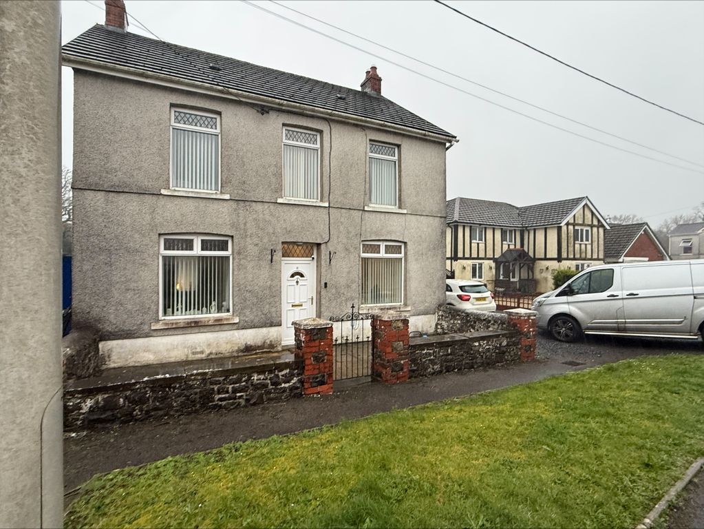 Additional image 4 of 4 bed detached house to rentDyffryn Road, Ammanford SA18