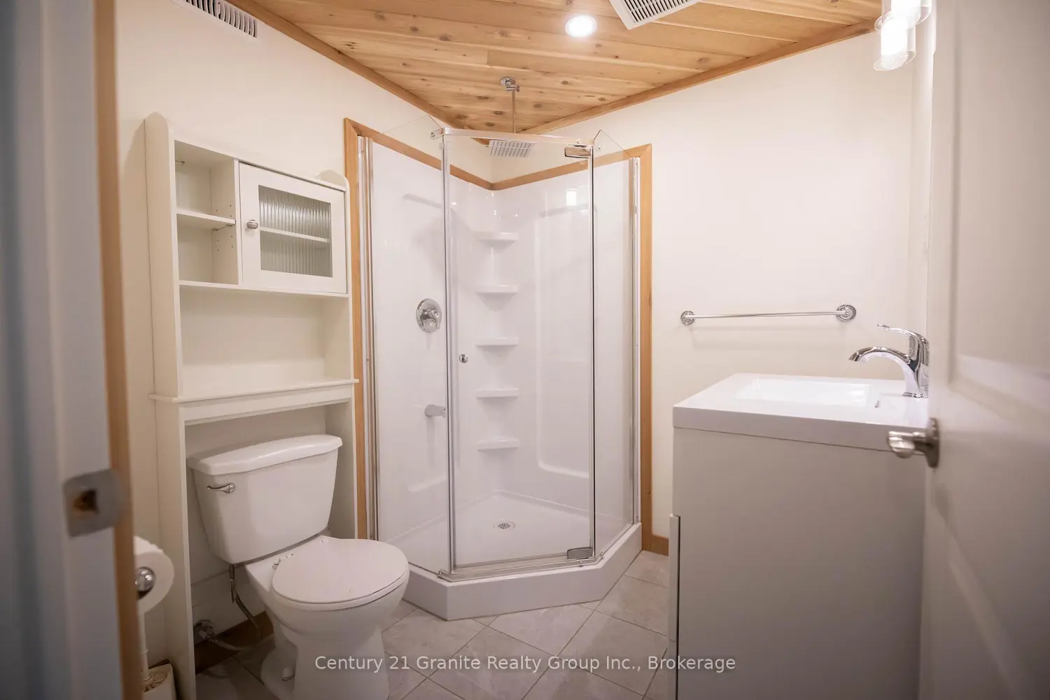 Additional image 10 of 1160 Kennisis Lake Road