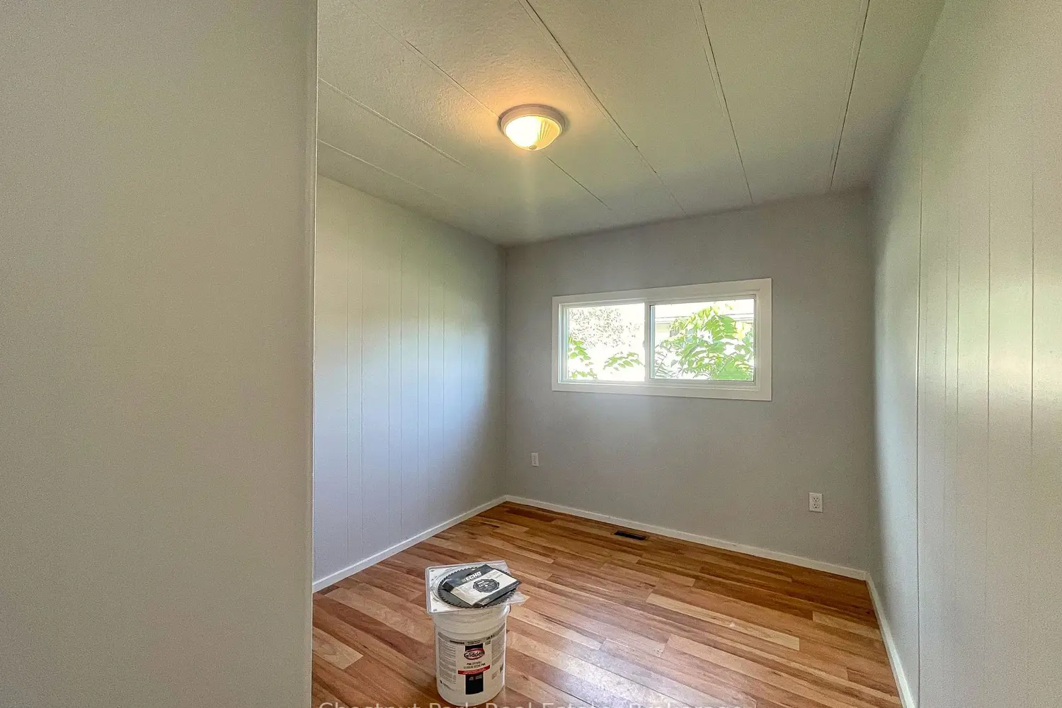 Additional image 8 of 383 Thompson Street