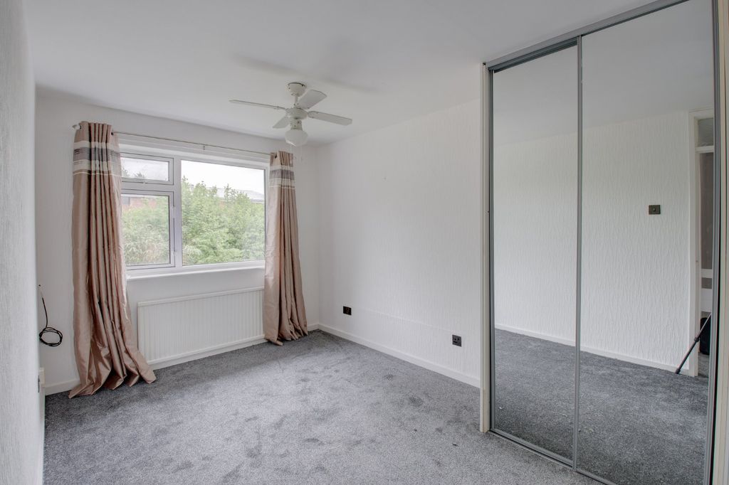 Additional image 6 of 3 bed semi-detached house to rentFulton Close, Bromsgrove, Worcestershire B60