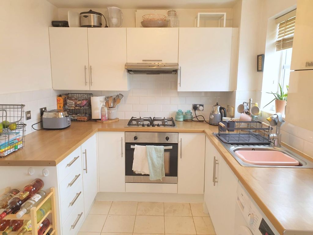 Additional image 5 of 2 bed end terrace house to rentTansey Close, Hengoed CF82