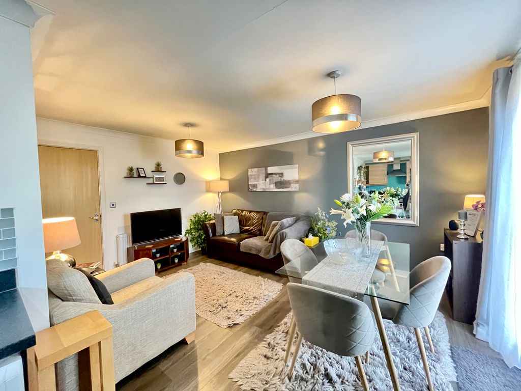 2 bed flat to rentHartford Street, Newcastle Upon Tyne NE6