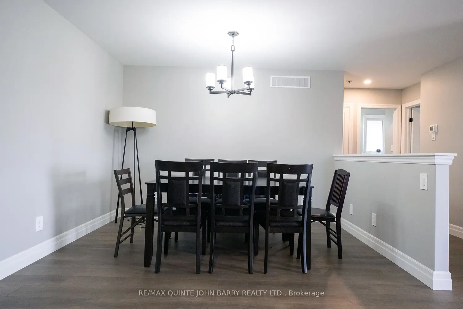 Additional image 8 of 43 Cedar Park Crescent