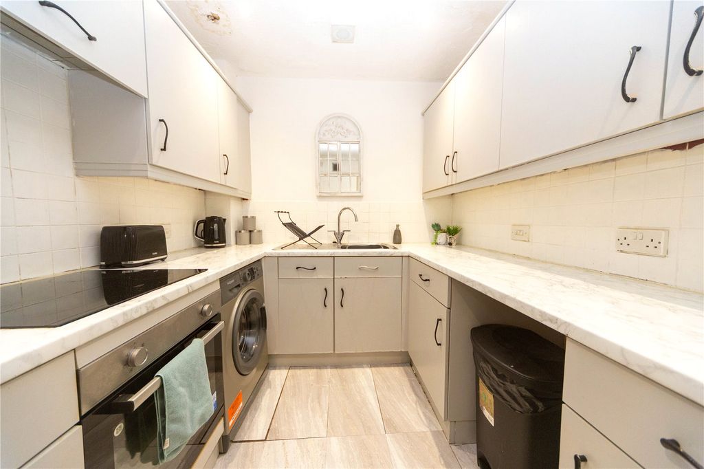 Additional image 9 of 2 bed flat to rentGerddi Margaret, Barry CF62