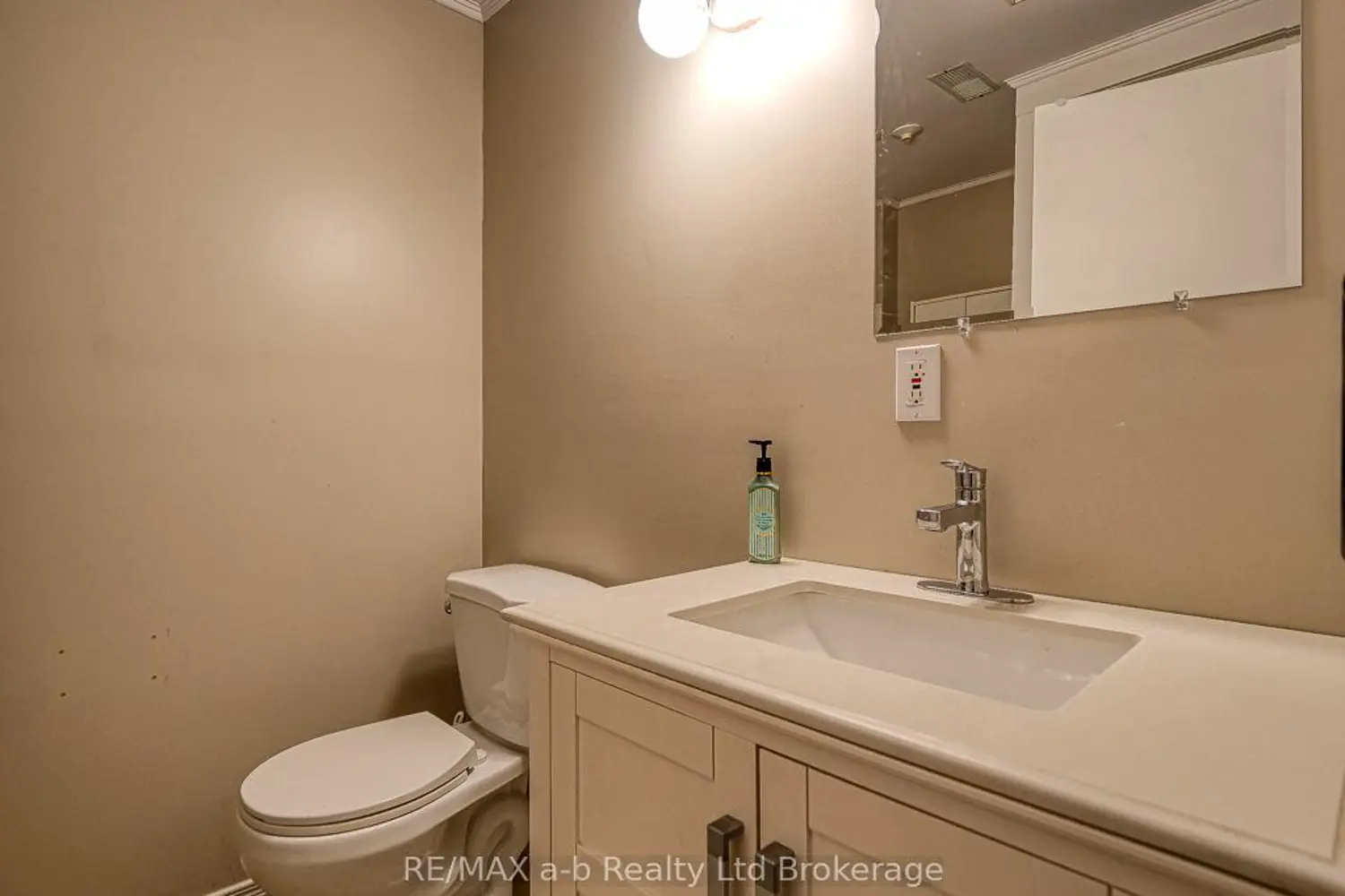 Additional image 12 of 936549 Blenheim Road