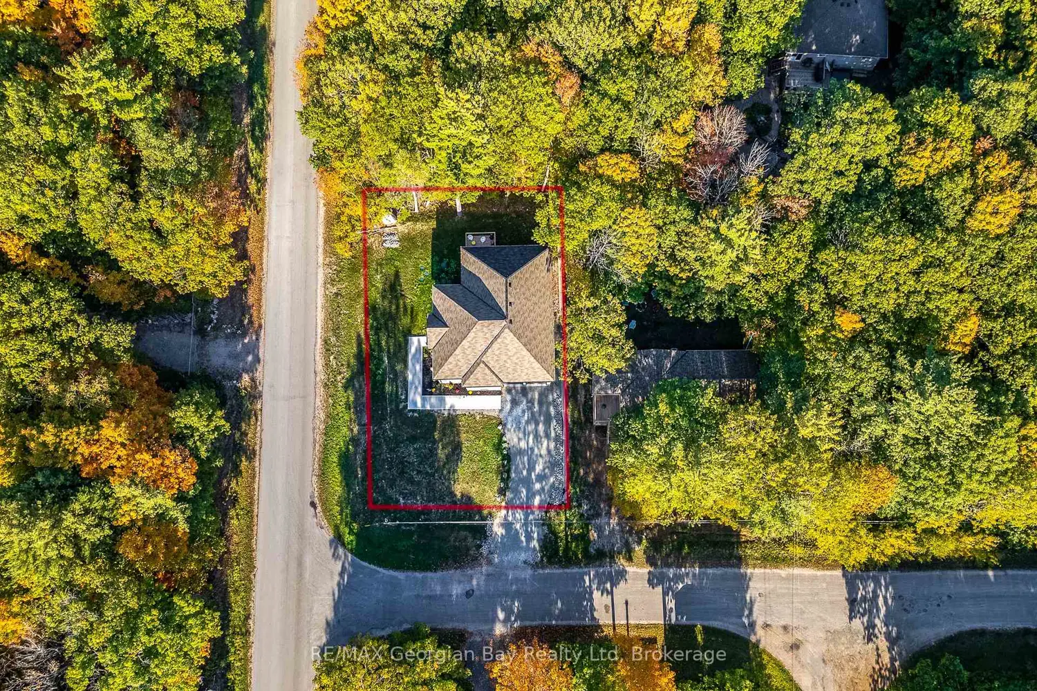 Additional image 5 of 29 Rue Camille Road