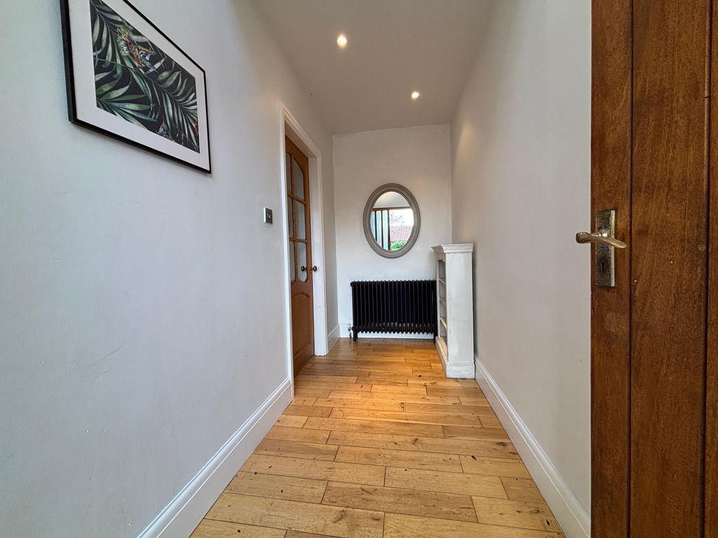 Additional image 17 of 4 bed semi-detached house to rentFerne Dene, Sheffield S21