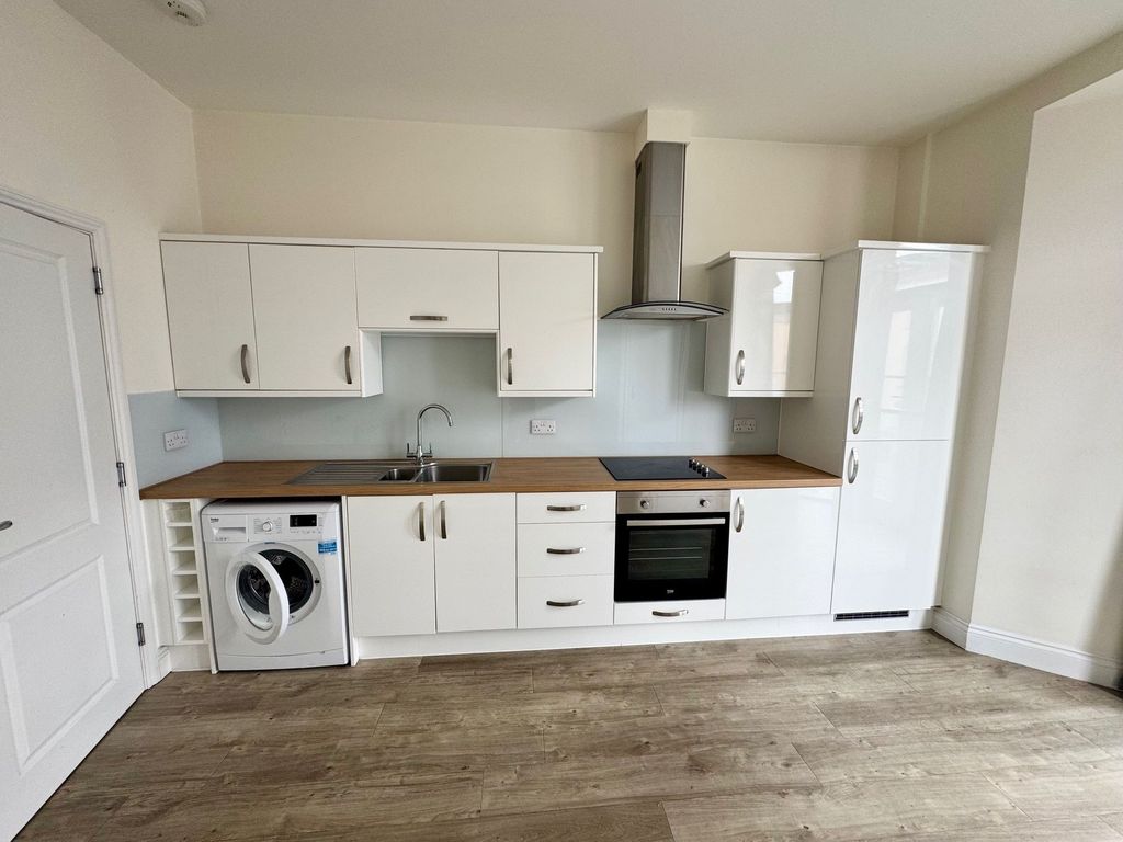 Additional image 7 of 1 bed flat to rentSt. Marks Road, St. Helier JE2