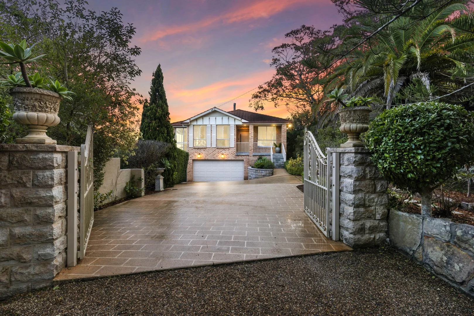 12 Coora Road, Yowie Bay NSW 2228