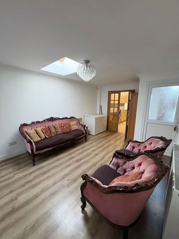 Additional image 6 of 6 bed shared accommodation to rentVictoria Road, Bedford MK42