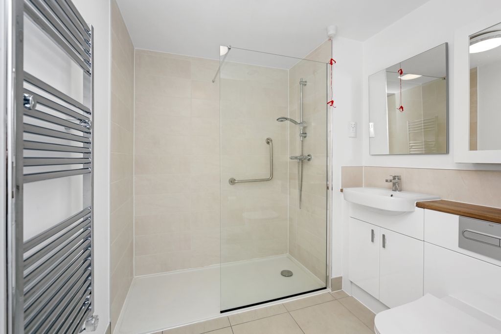 Additional image 4 of 2 bed flat to rentAlcester Road, Studley B80