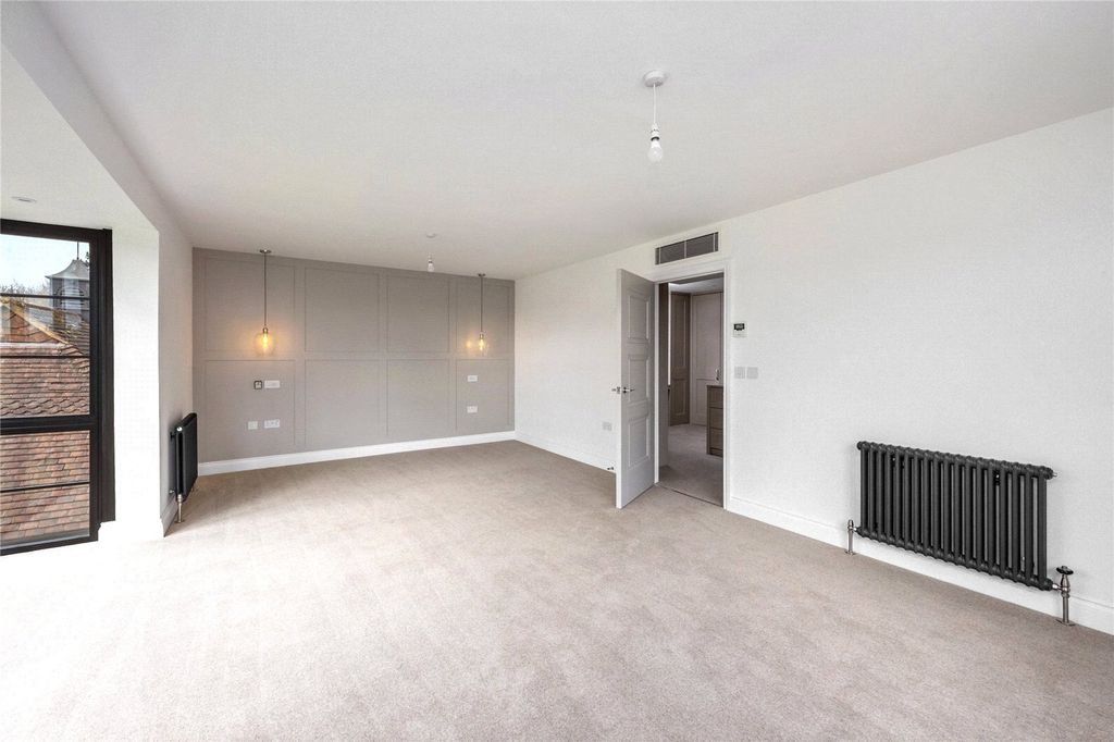 Additional image 6 of 6 bed detached house to rentNash Lane, Scaynes Hill, Haywards Heath, West Sussex RH17