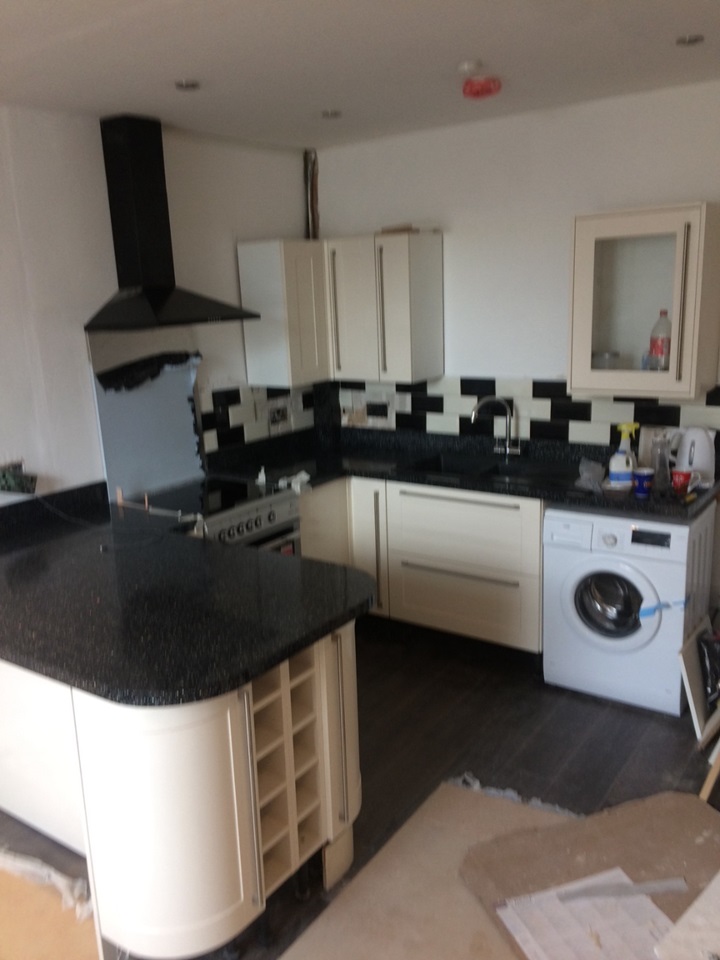 2 Bed Flat, Wells Road, BS4, N1 7GU