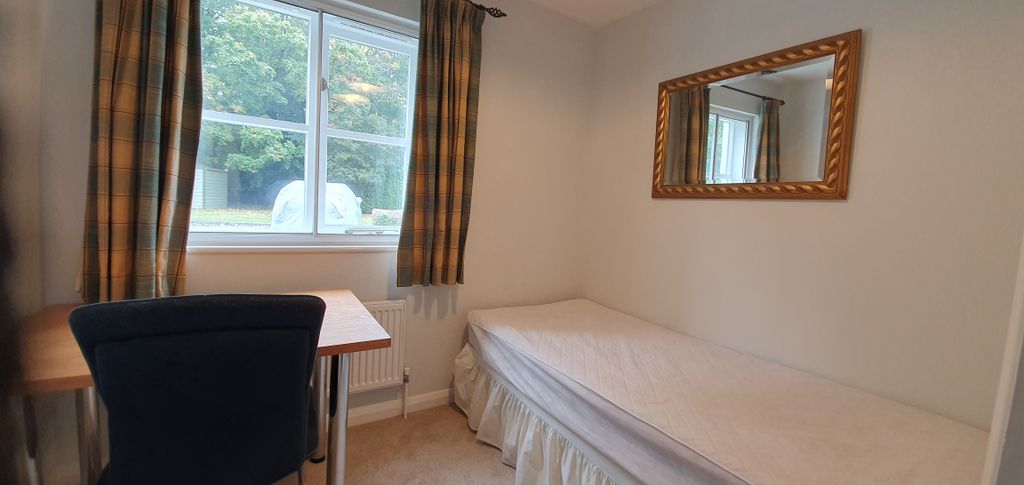 Additional image 9 of 2 bed flat to rentTwo Rivers Way, Newbury RG14