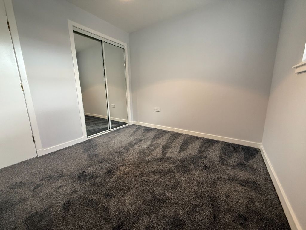 Additional image 6 of 2 bed flat to rentCandleriggs Court, Alloa FK10