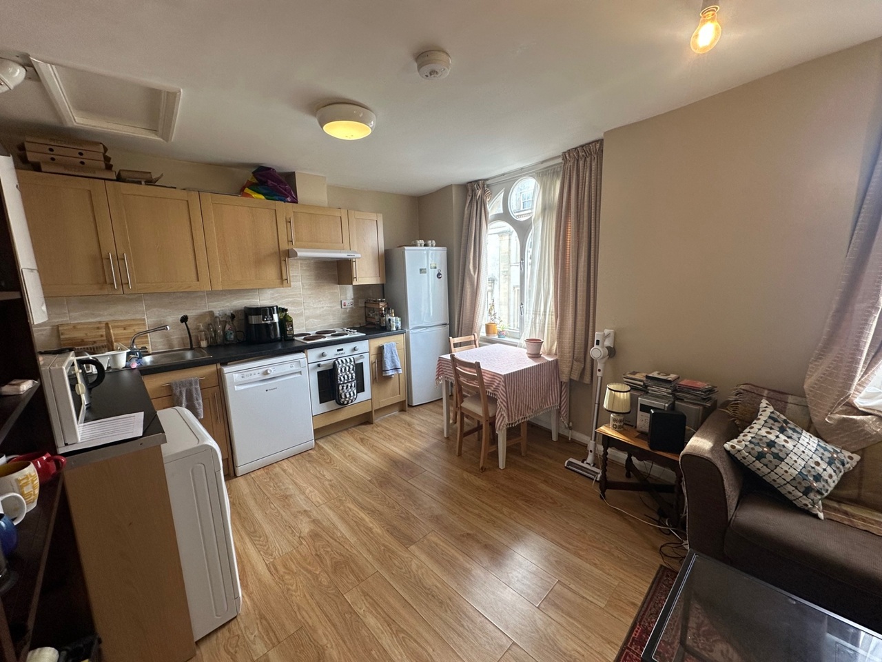 2 Bed Flat, Dover Place, BS8, N1 7GU