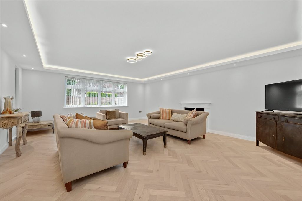 Additional image 4 of 5 bed detached house to rentThe Avenue, Ascot, Berkshire SL5