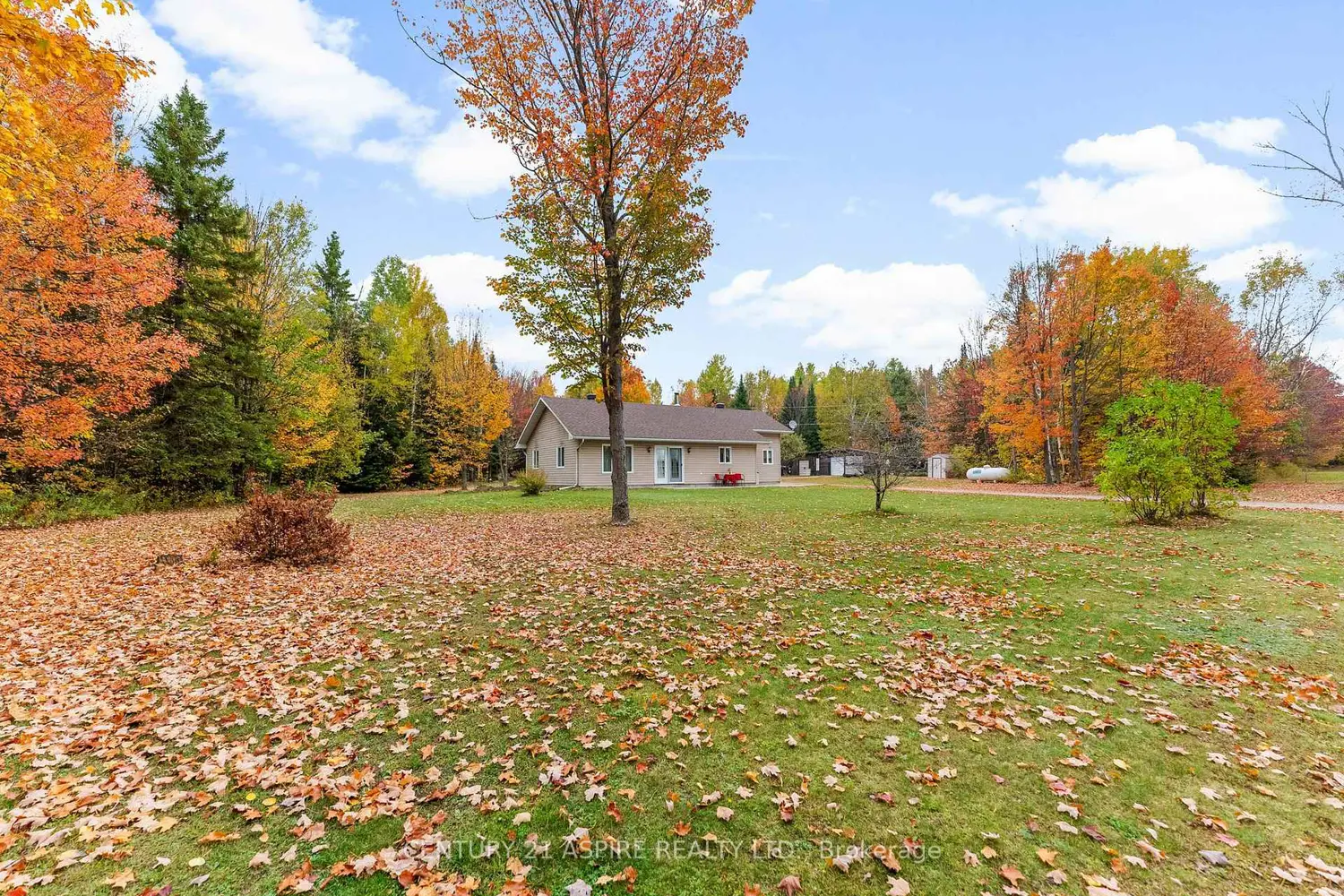 Additional image 17 of 33 Micks Road