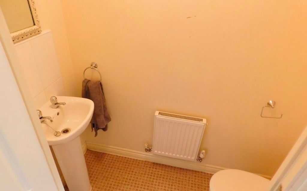 Additional image 12 of 6 bed detached house to rentStudents, Galingale View, Keele, Newcastle Under Lyme ST5