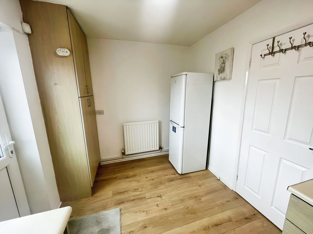 Additional image 7 of 2 bed end terrace house to rentEnglefield Avenue, Saltney, Chester, Flintshire CH4