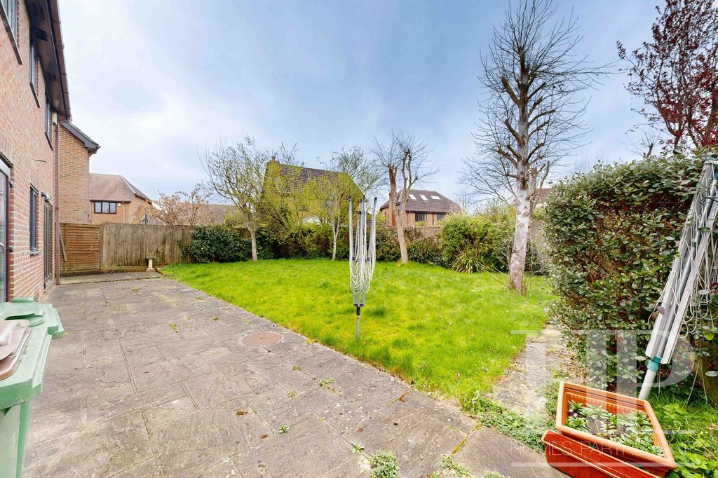 Additional image 9 of 4 bed detached house to rentHatchlands, Horsham RH12