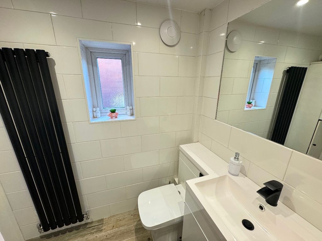 Additional image 23 of 2 bed flat to rentMargaret Road, Whitley Bay NE26