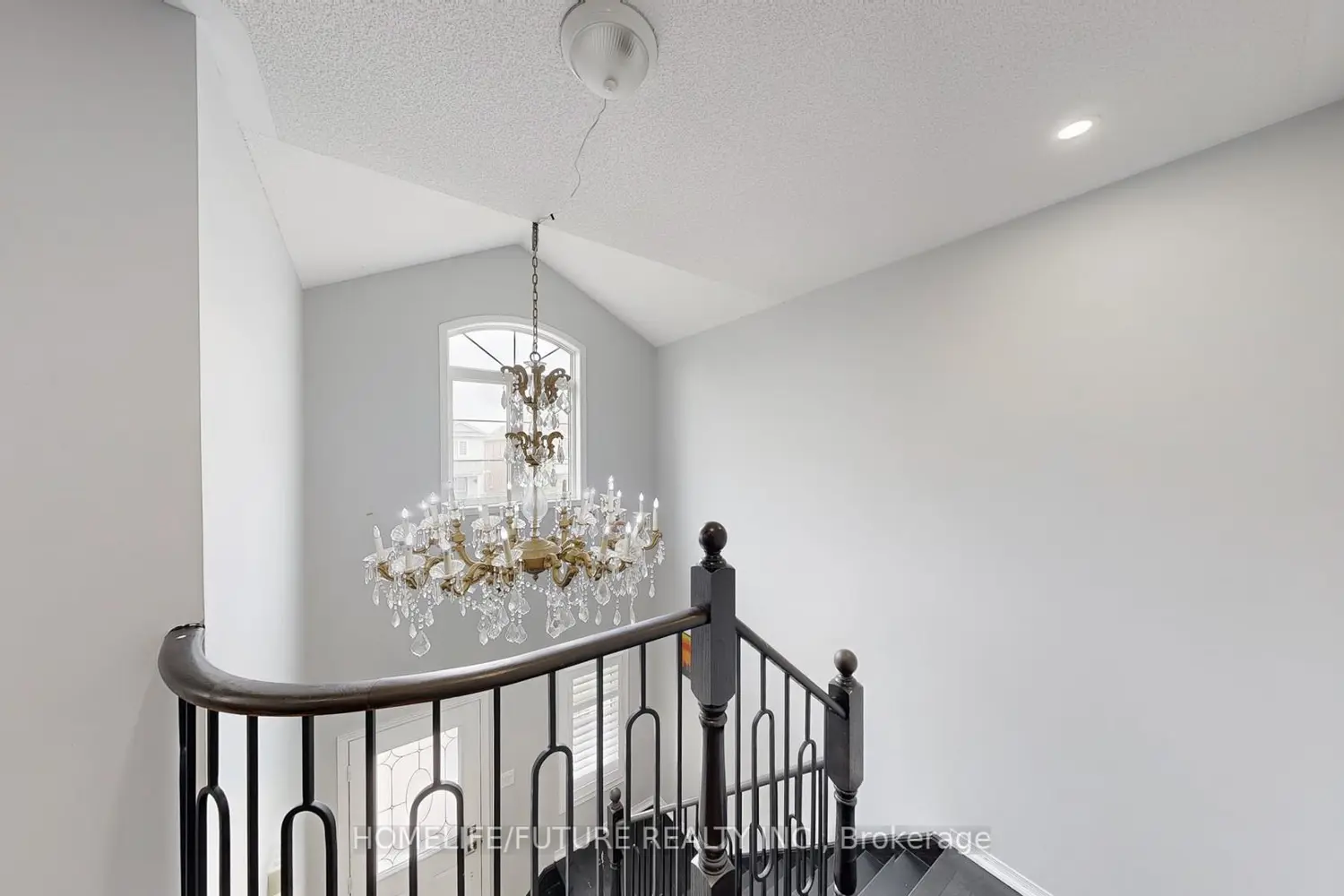 Additional image 10 of 153 Jonas Millway